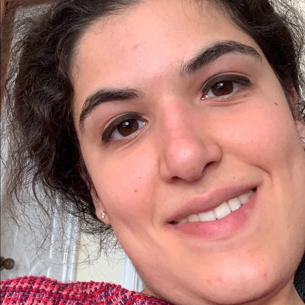 Meet your Posher, Nora